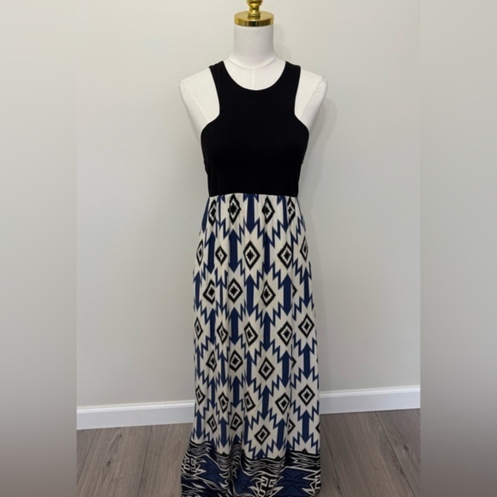 Alice & Trixie Black and Blue Patterned Maxi Dress